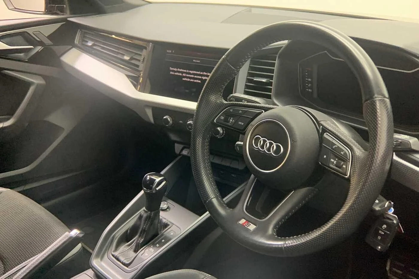 Audi-A1 Sportback-image-5