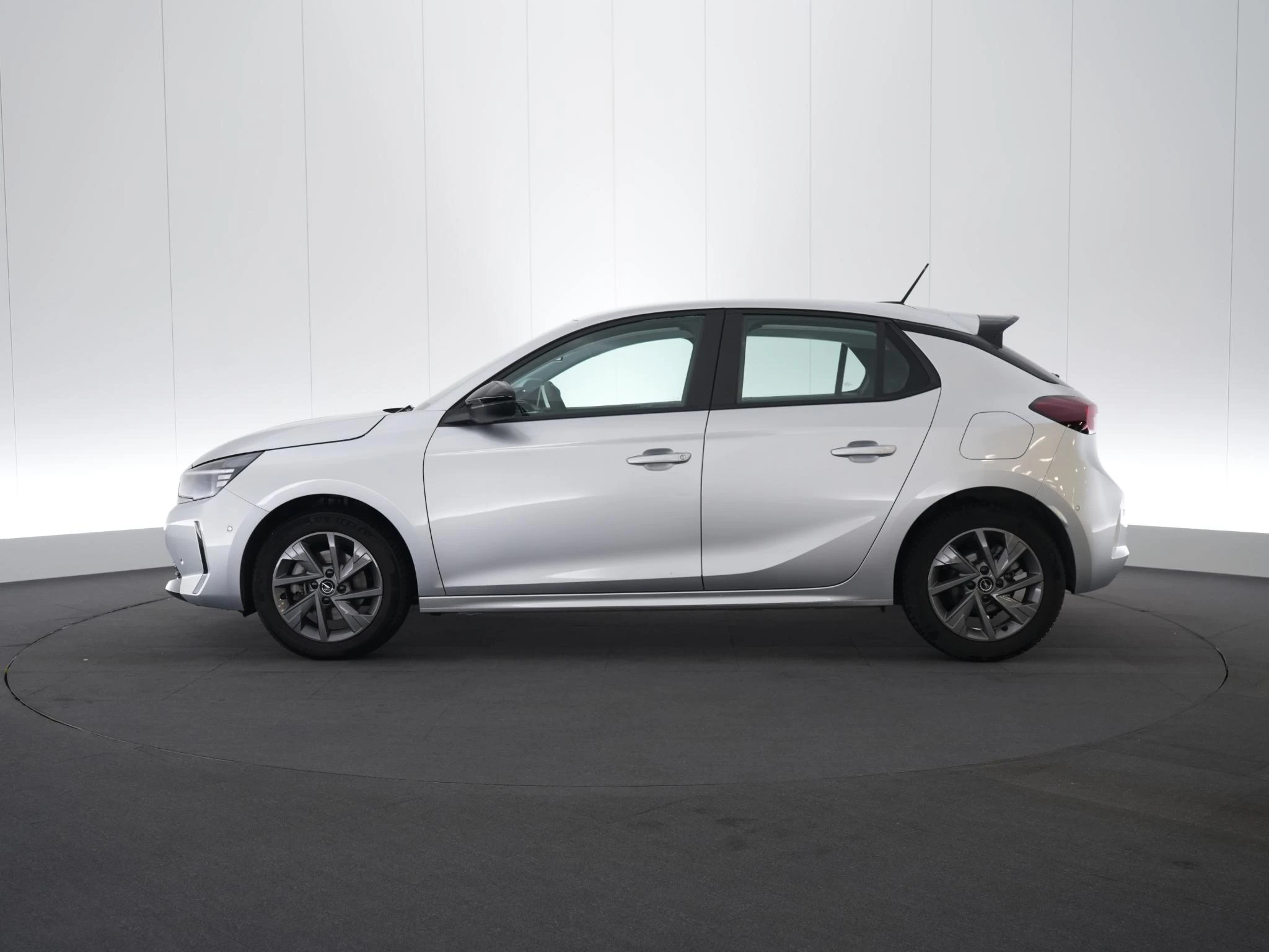 Opel-Corsa-image-1
