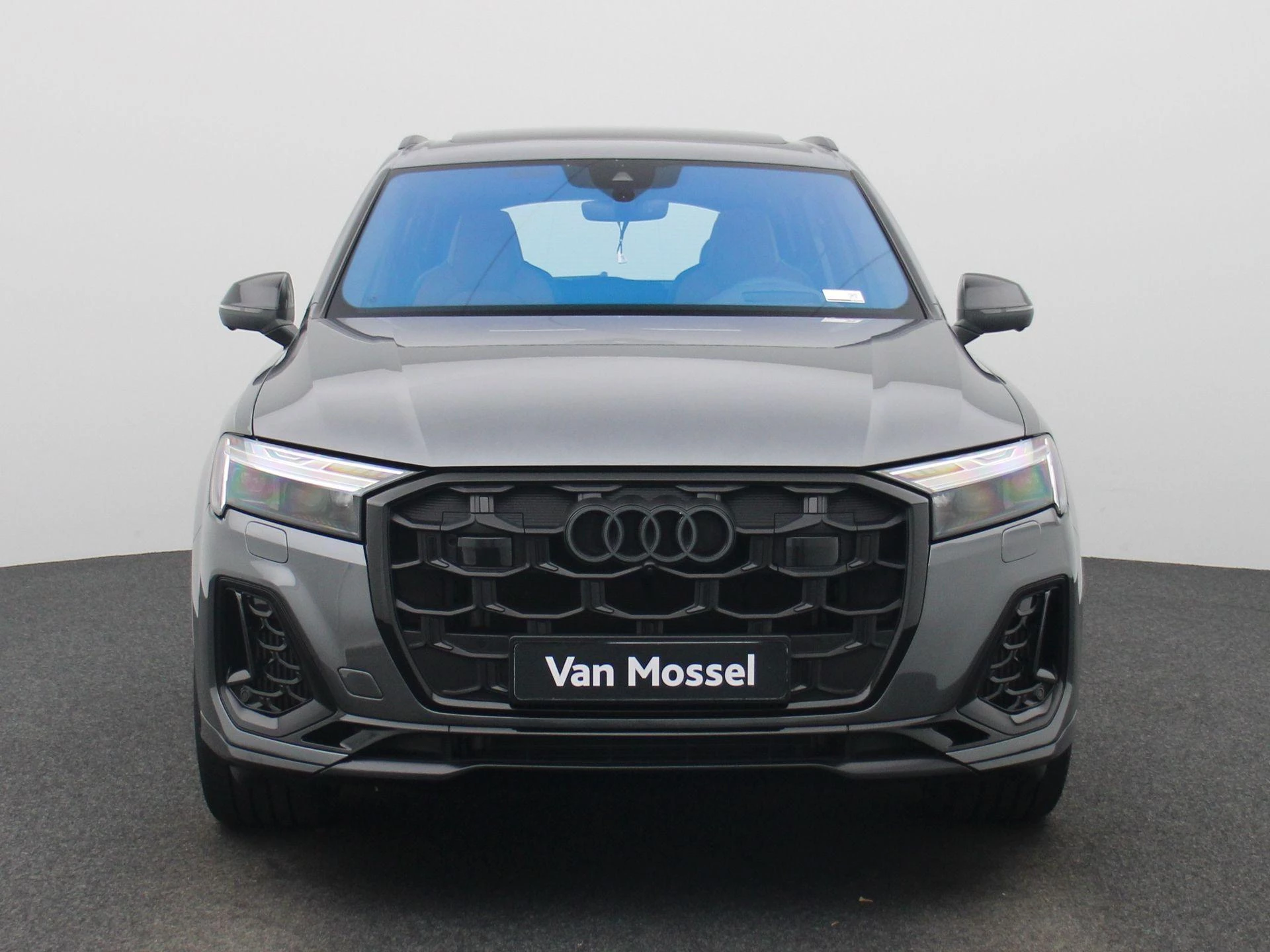 Audi-Q7-image-1