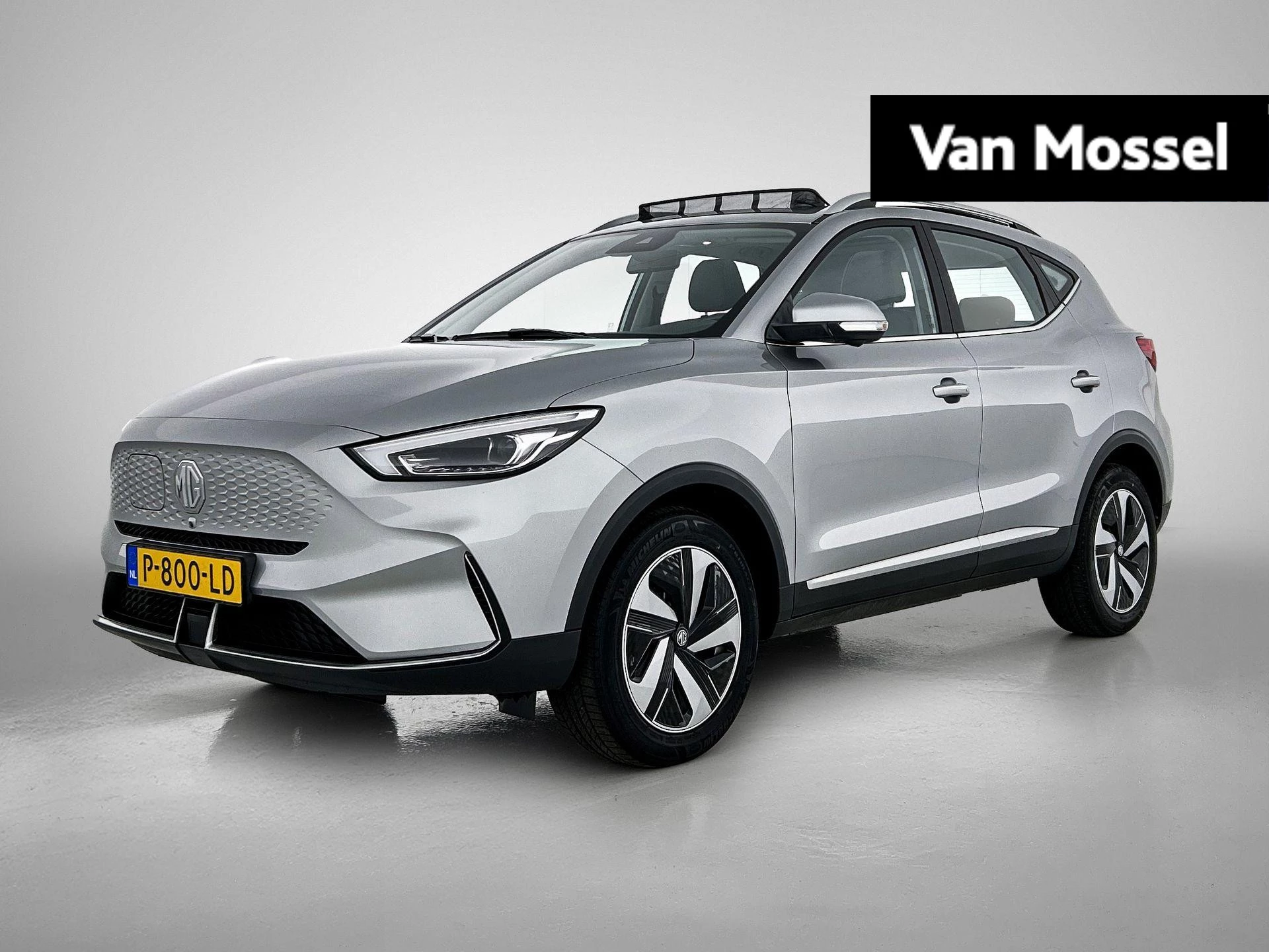 MG-ZS EV-image-0