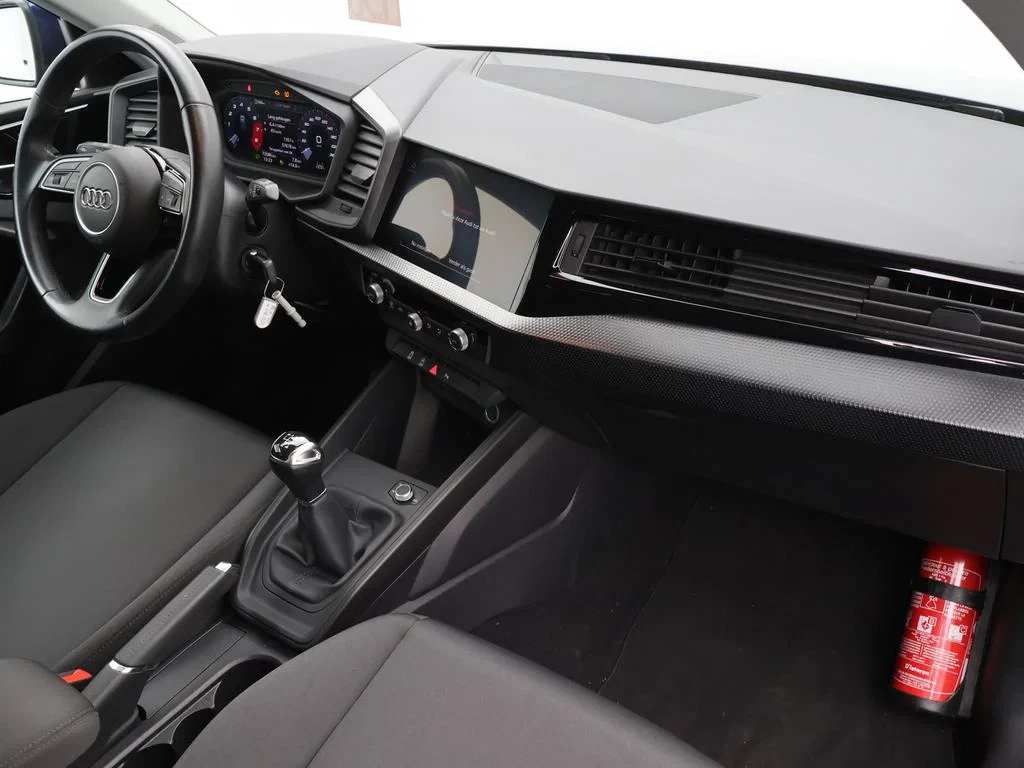 Audi-A1 Sportback-image-2