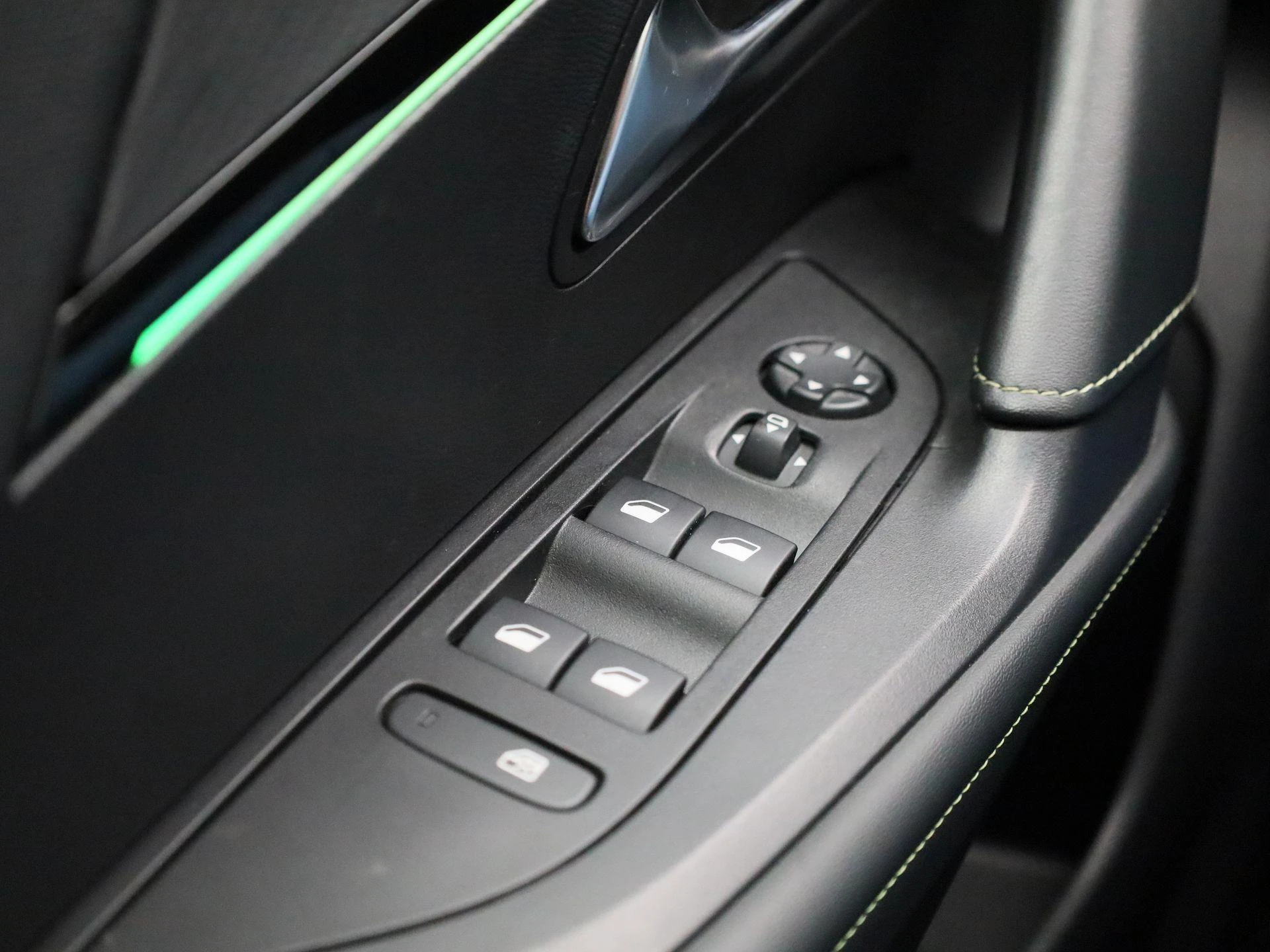 Peugeot-2008-image-29