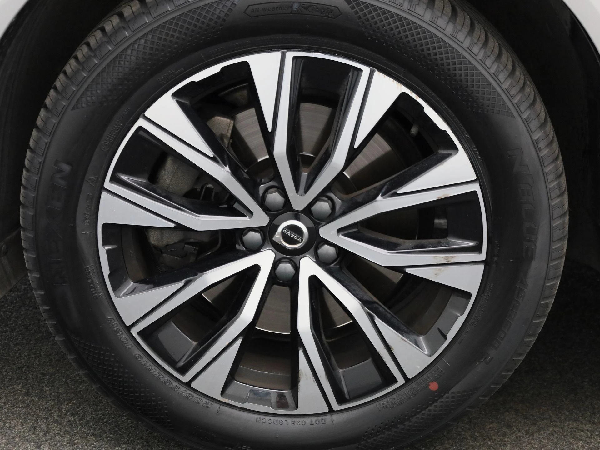 Volvo-XC60-image-15