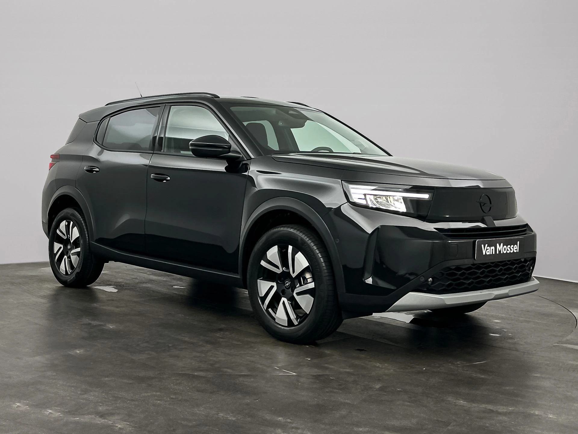 Opel-Frontera-image-3