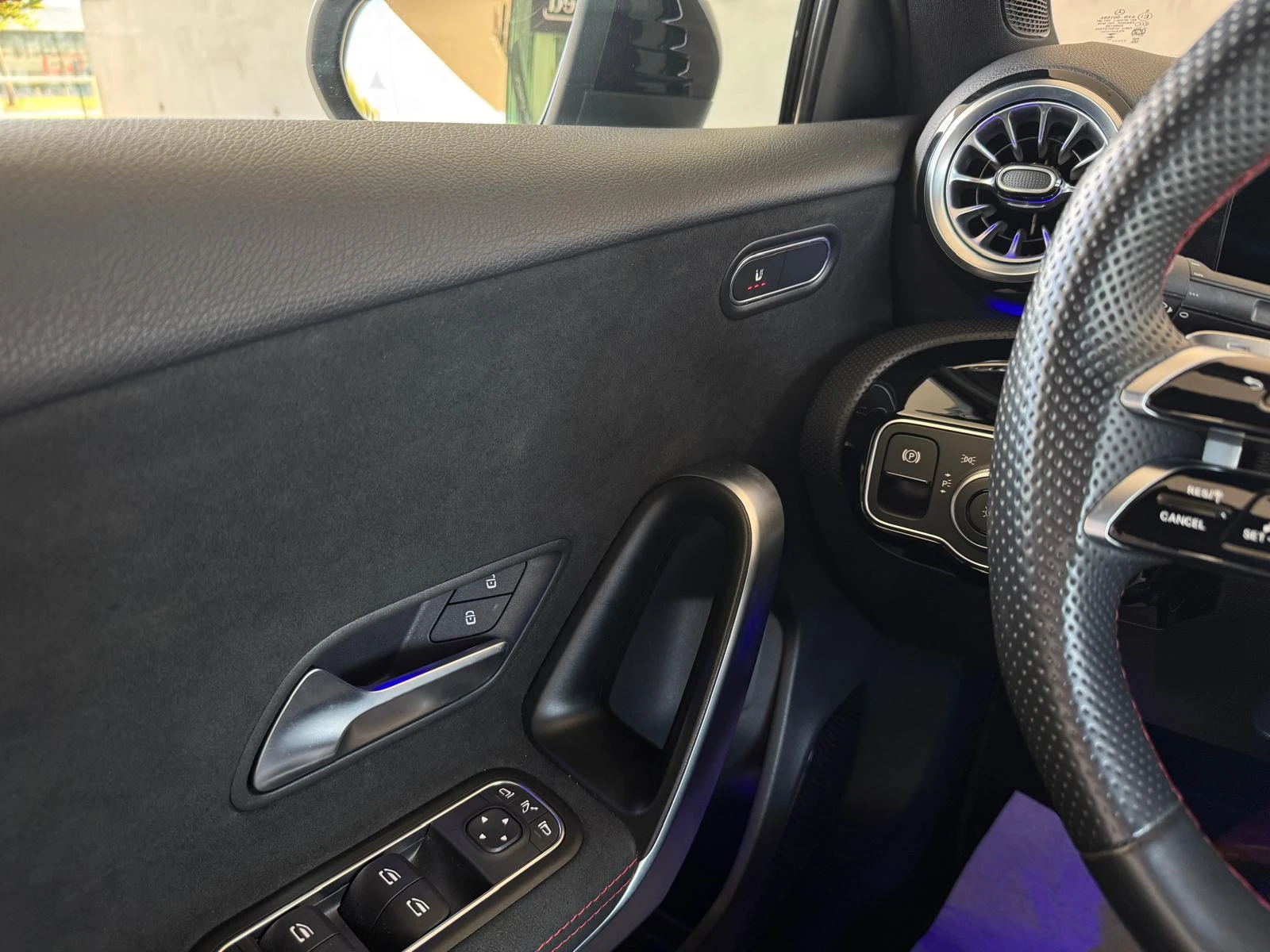 Mercedes-Benz-Classe A-image-20