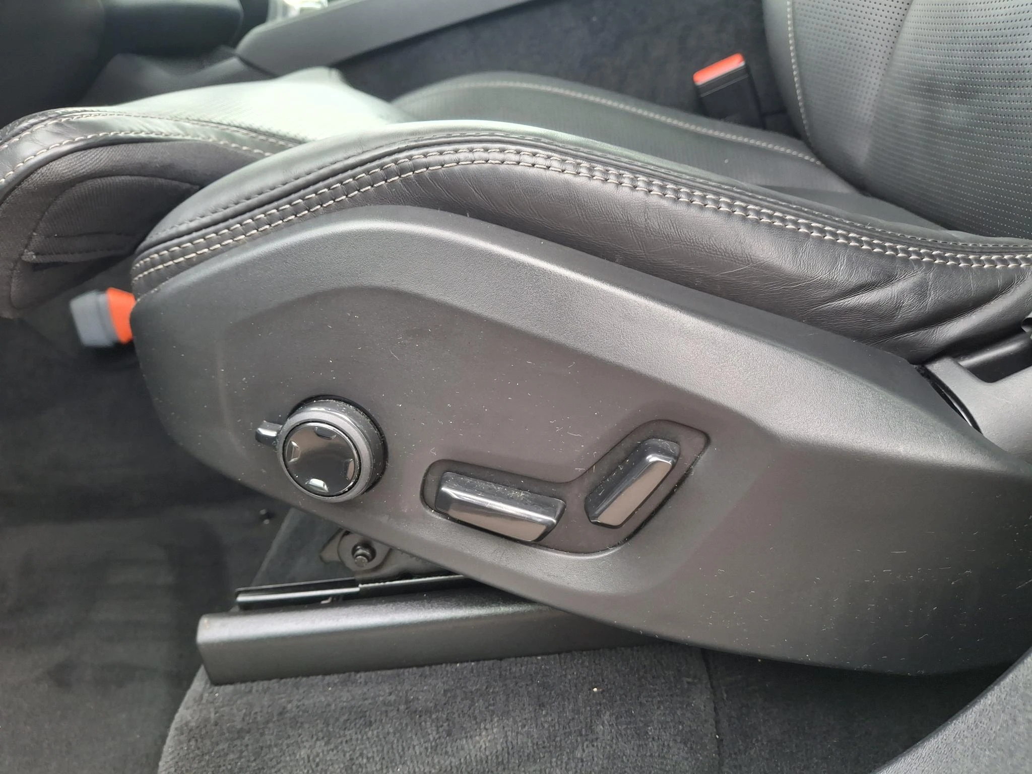 Volvo-XC90-image-6