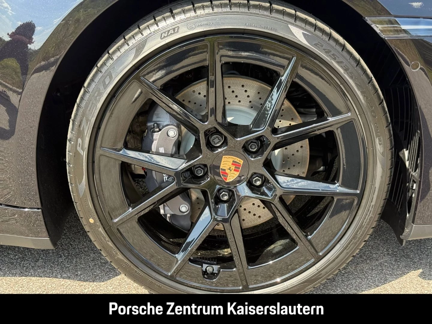 Porsche 911 992 Carrera Cabrio Liftsystem-VA Sportabgas carrera
