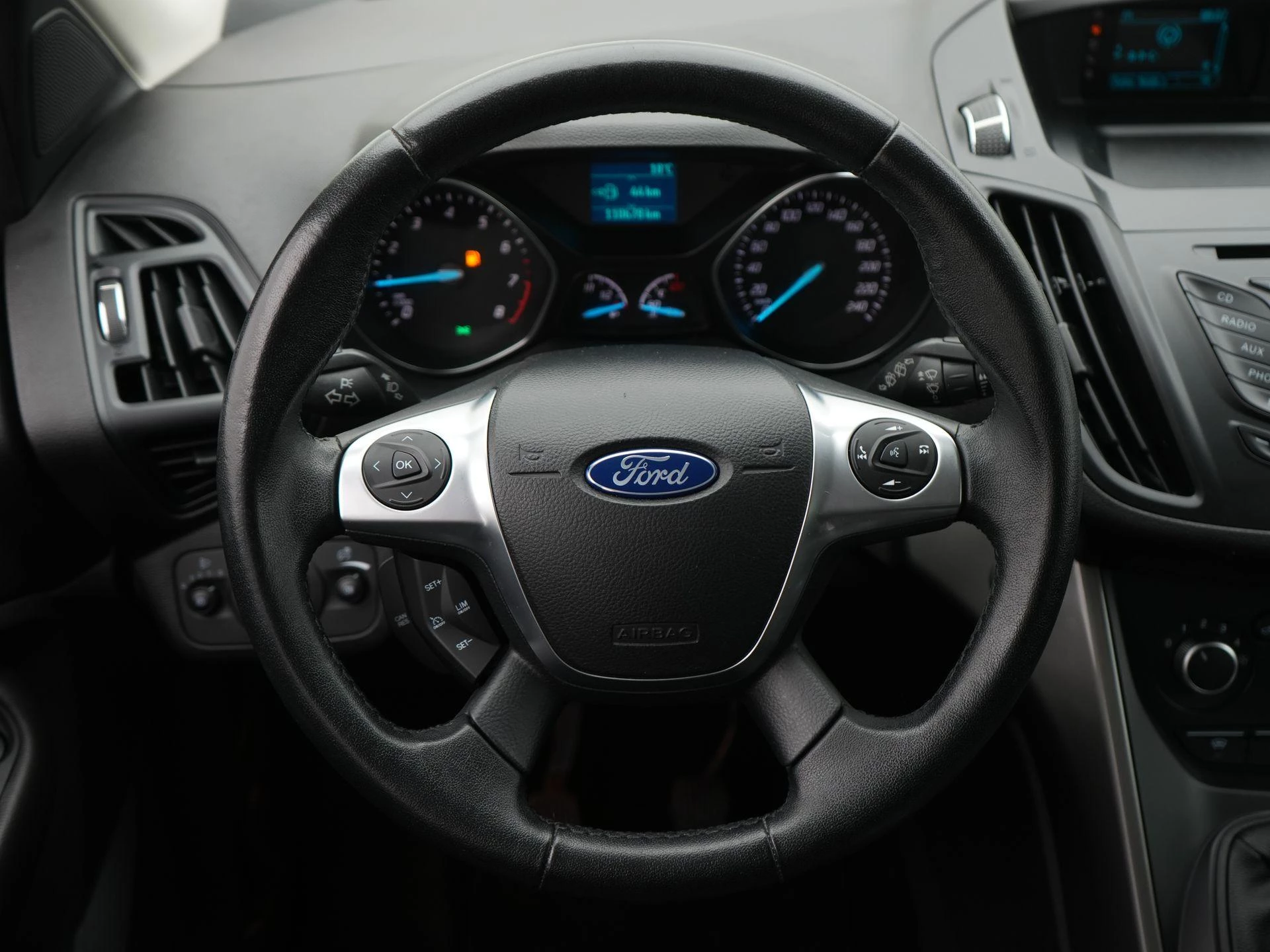 Ford-Kuga-image-7
