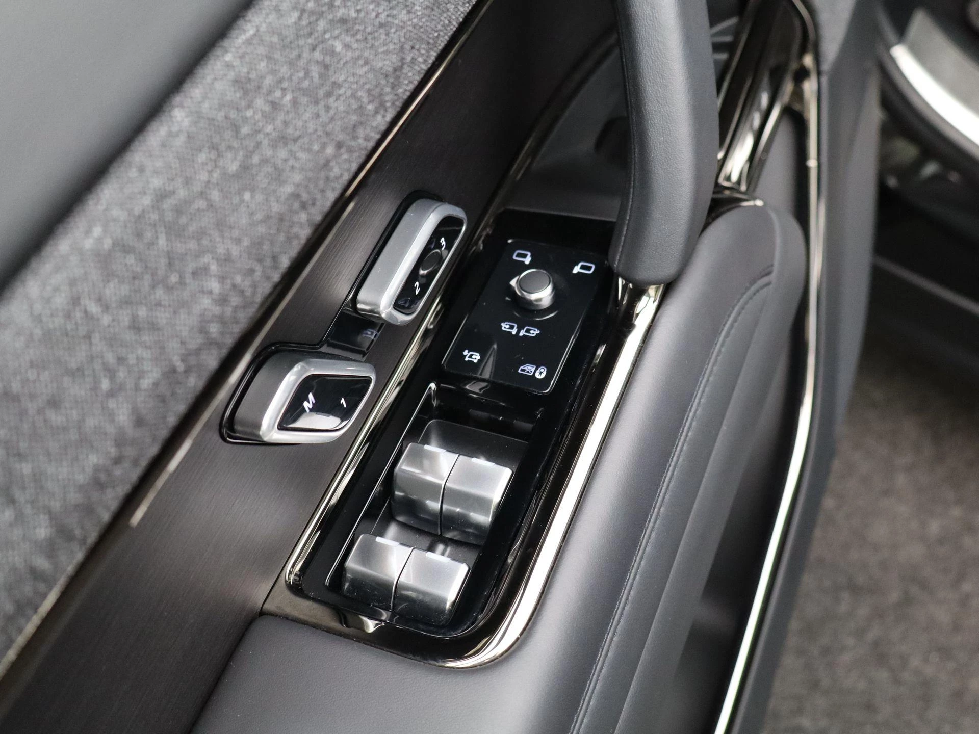 Land Rover-Range Rover Sport-image-29
