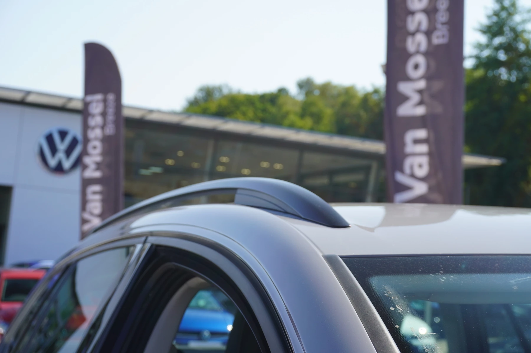 Volkswagen-Golf-image-22