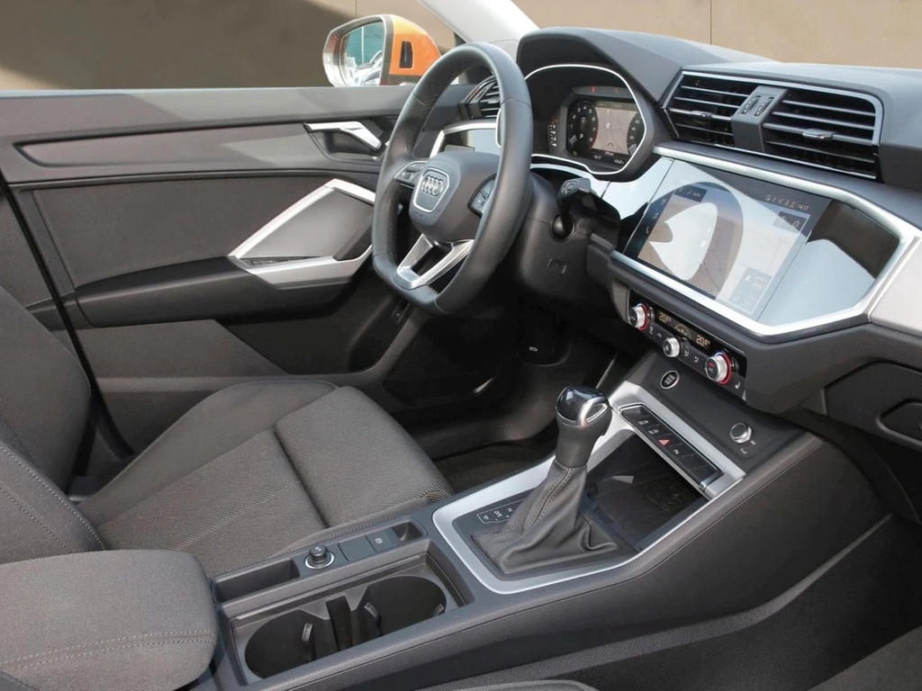 Audi-Q3-image-12