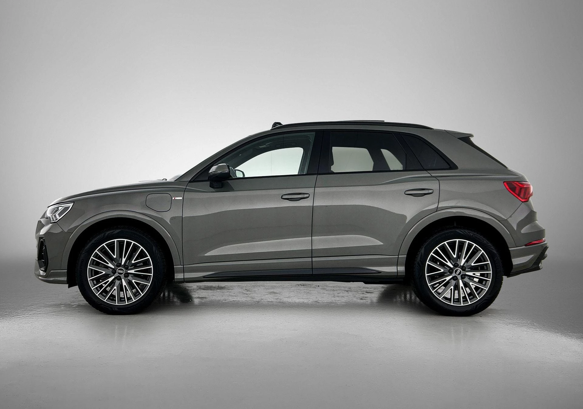 Audi Q3 45 TFSI e S edition
