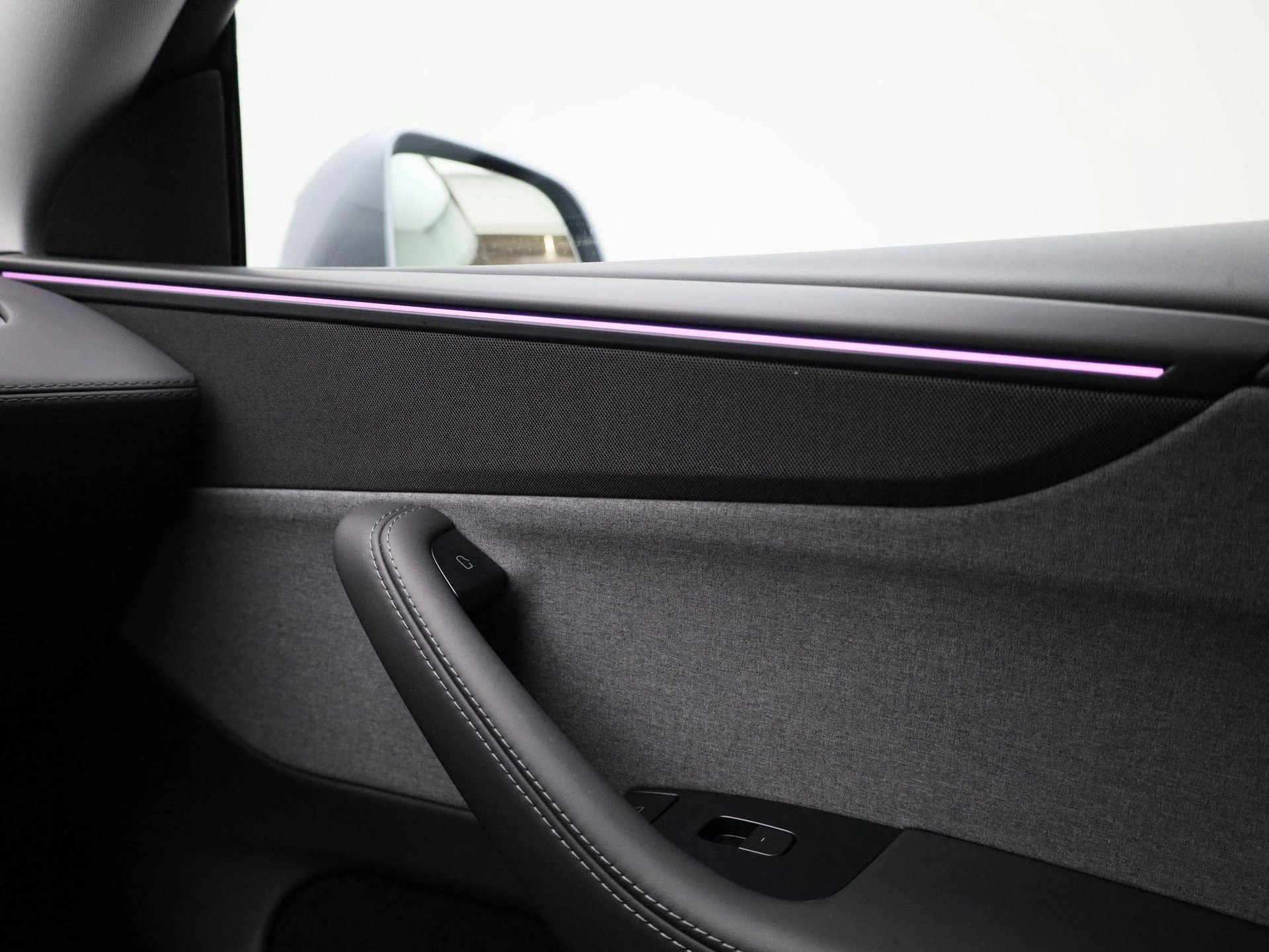 Tesla-Model Y-image-31