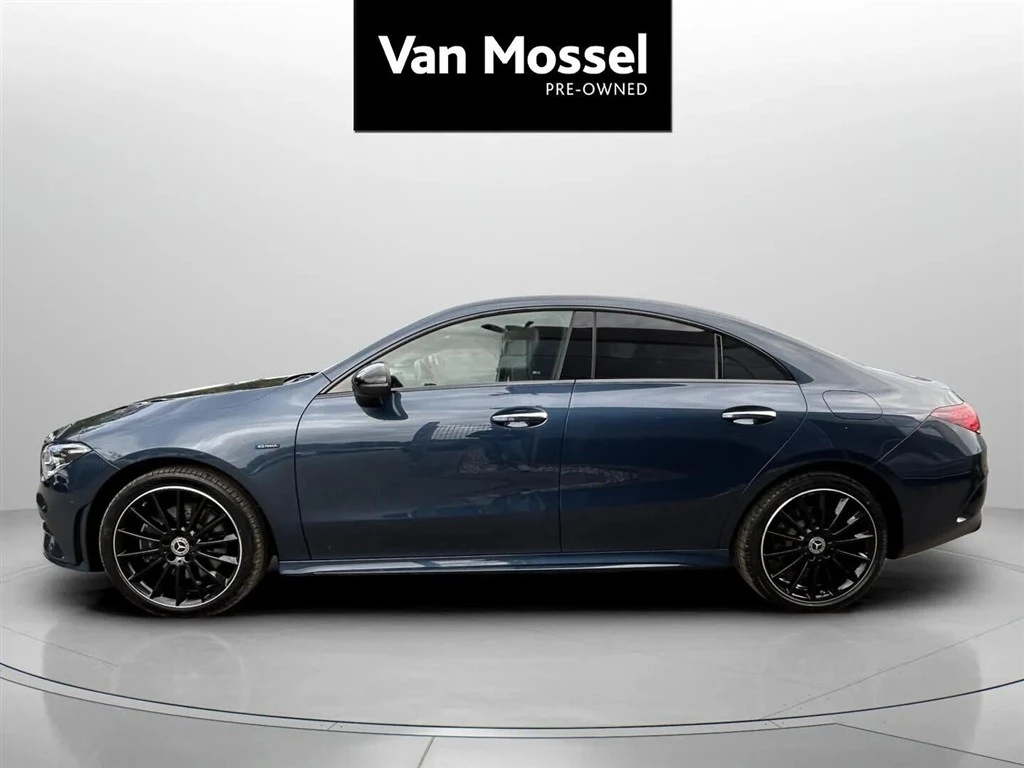 Mercedes-Benz-CLA-image-7