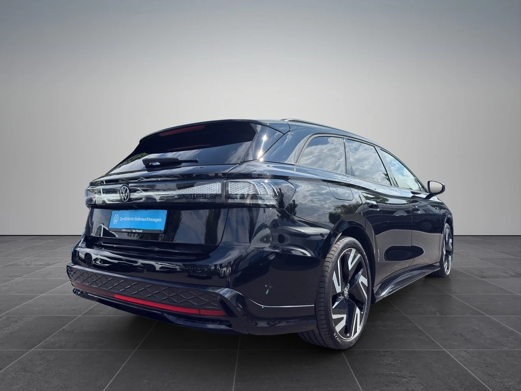 Volkswagen-ID.7-image-3