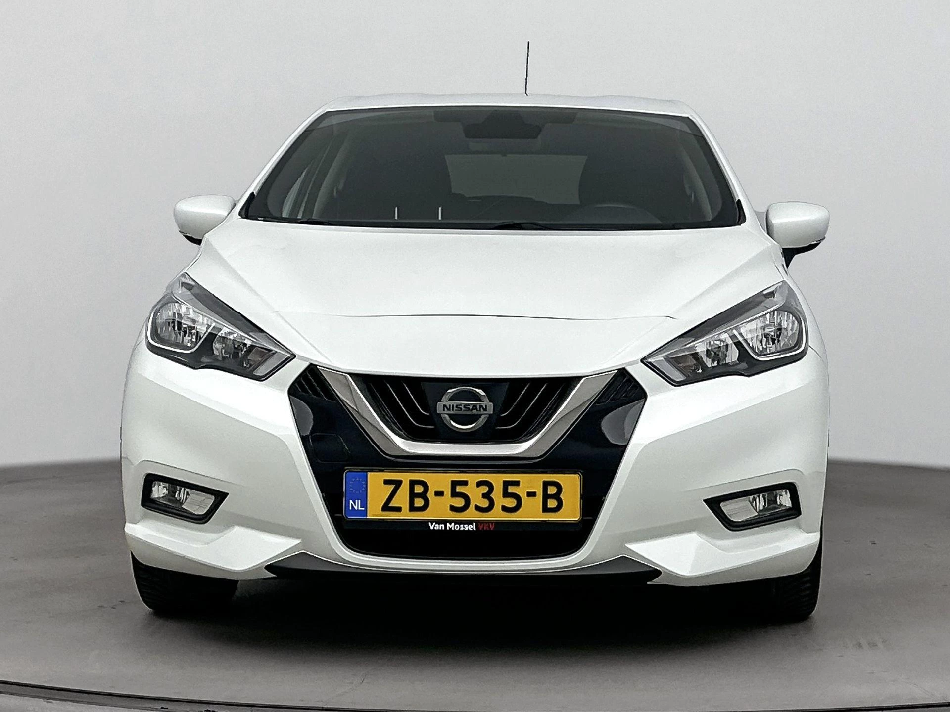 Nissan-Micra-image-7