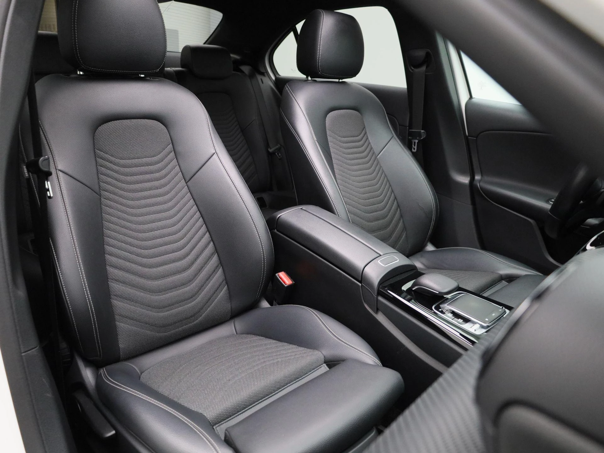 Mercedes-Benz-A-Klasse-image-39