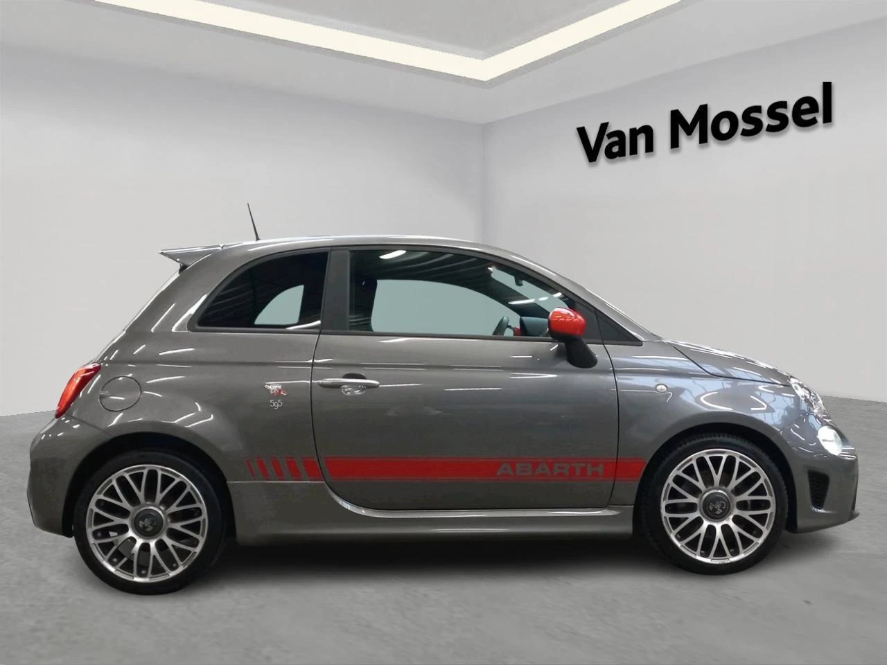 Abarth-500-image-4