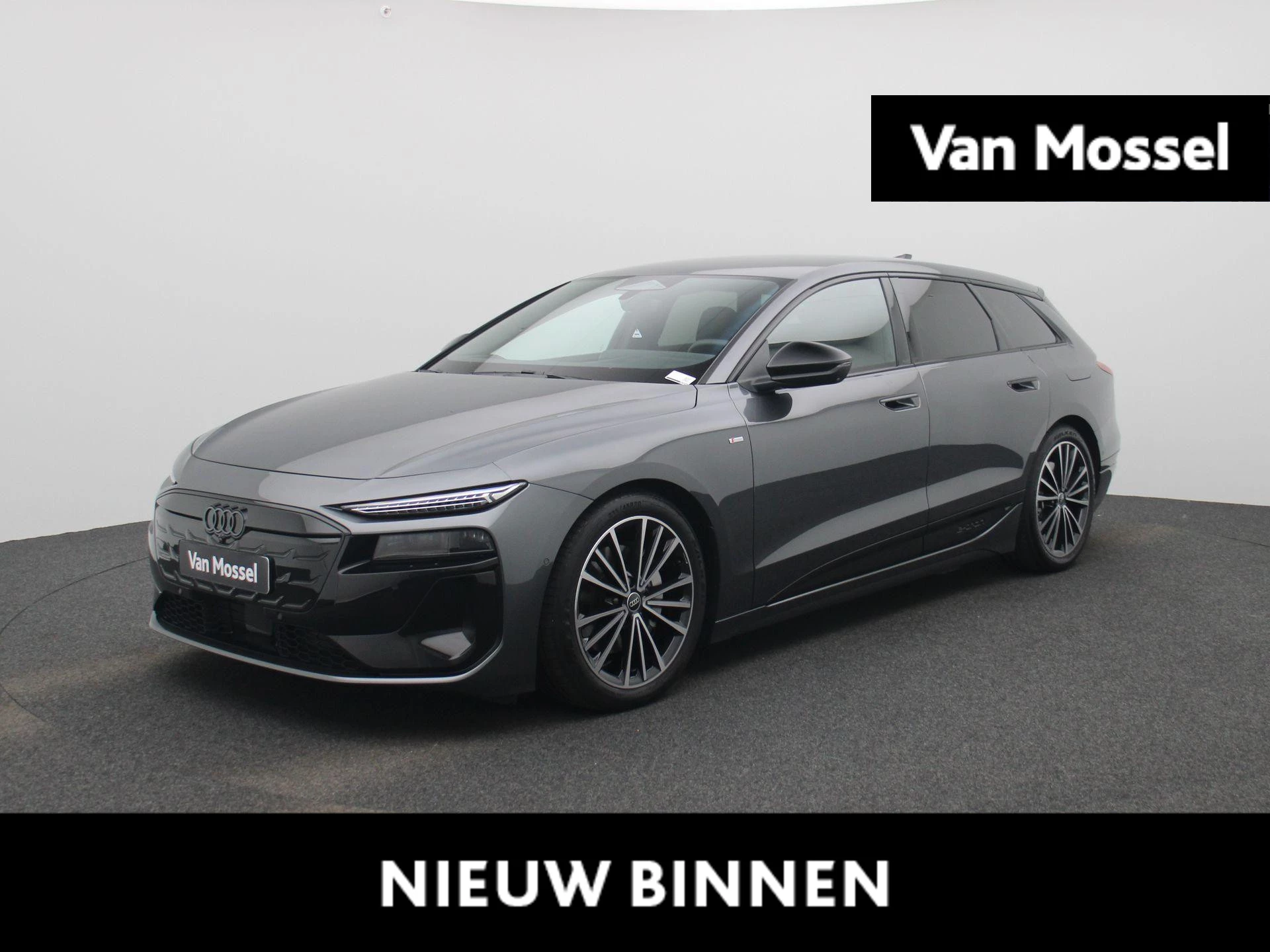 Audi-A6 Avant e-tron-image-0
