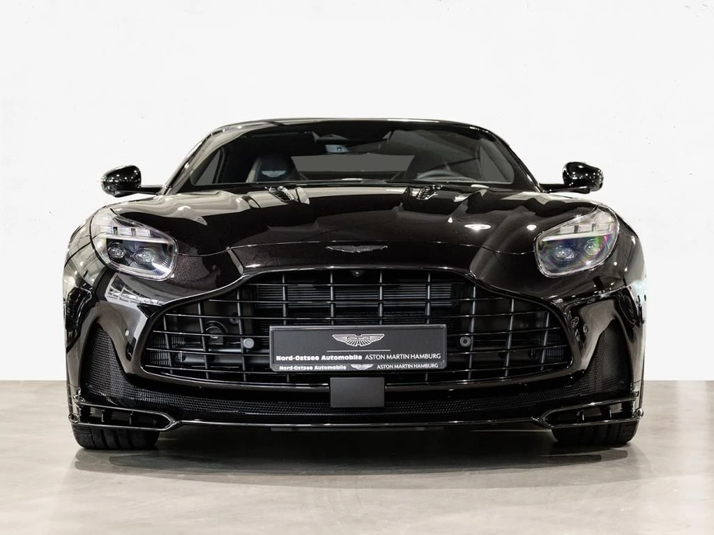 Aston Martin-DB12-image-8