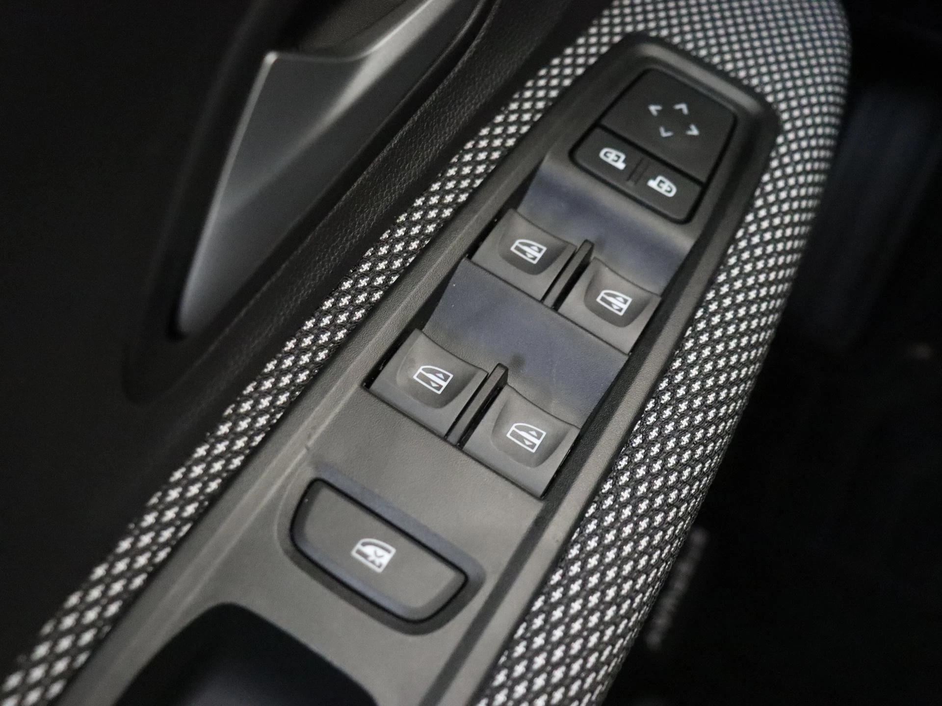 Dacia-Sandero Stepway-image-27