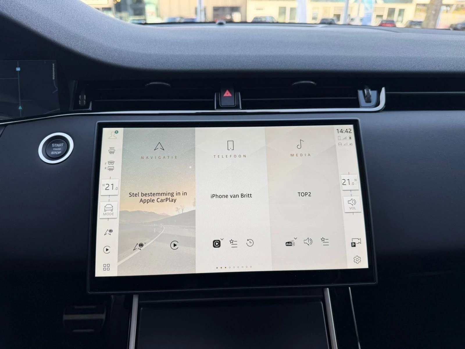 Land Rover Range Rover Evoque P270e Dynamic SE AWD Auto. 26MY