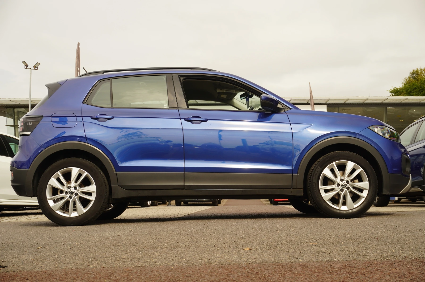 Volkswagen-T-Cross-image-17