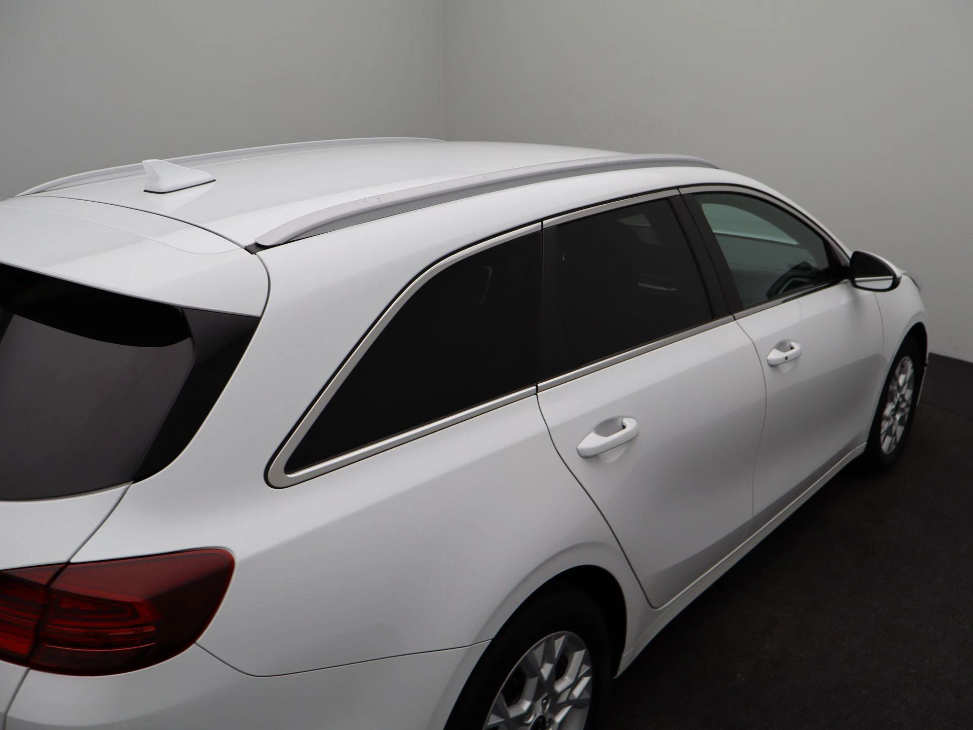 Kia-Ceed Sportswagon-image-35