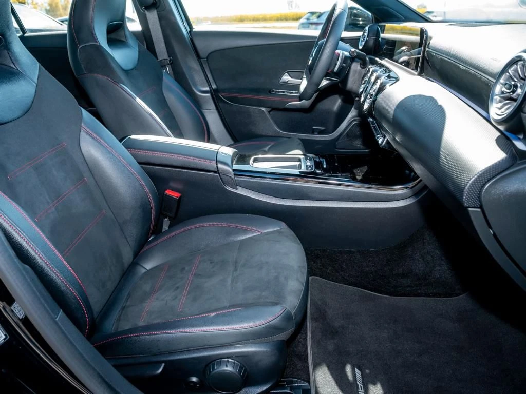 Mercedes-Benz-A-Klasse 200-image-11