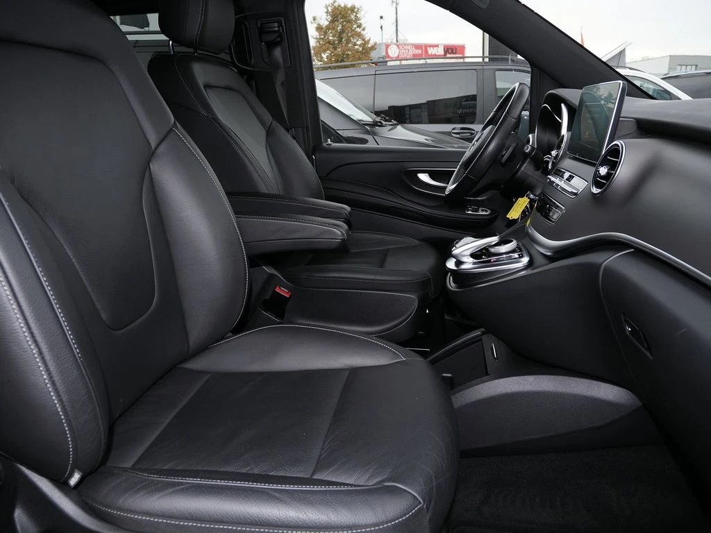 Mercedes-Benz-V-Klasse 250-image-10