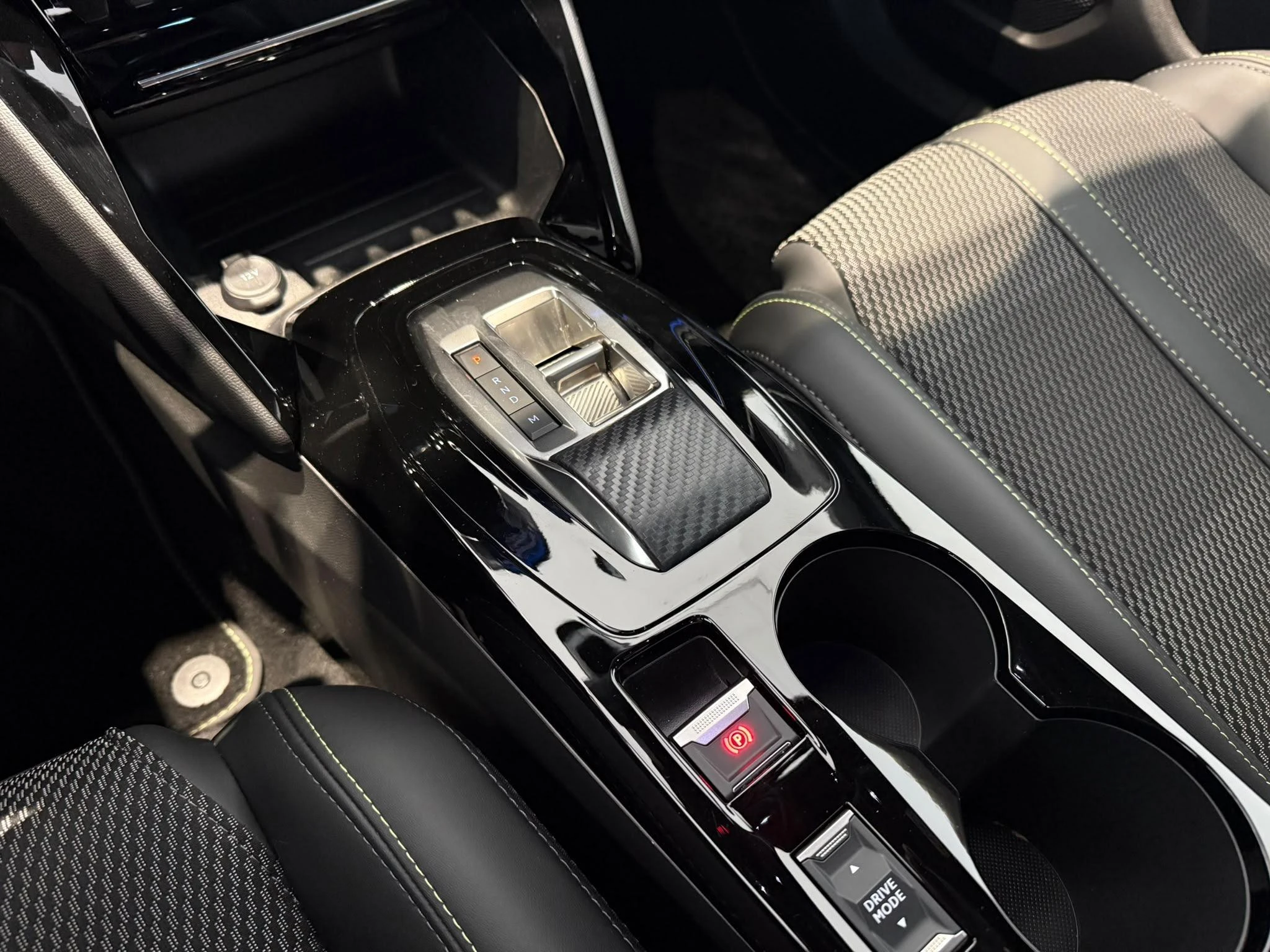 Peugeot-2008-image-15