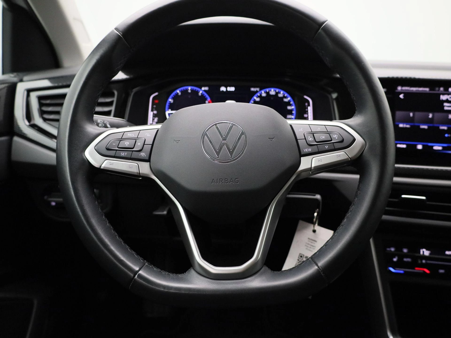 Volkswagen Polo 1.0 TSI Life Business