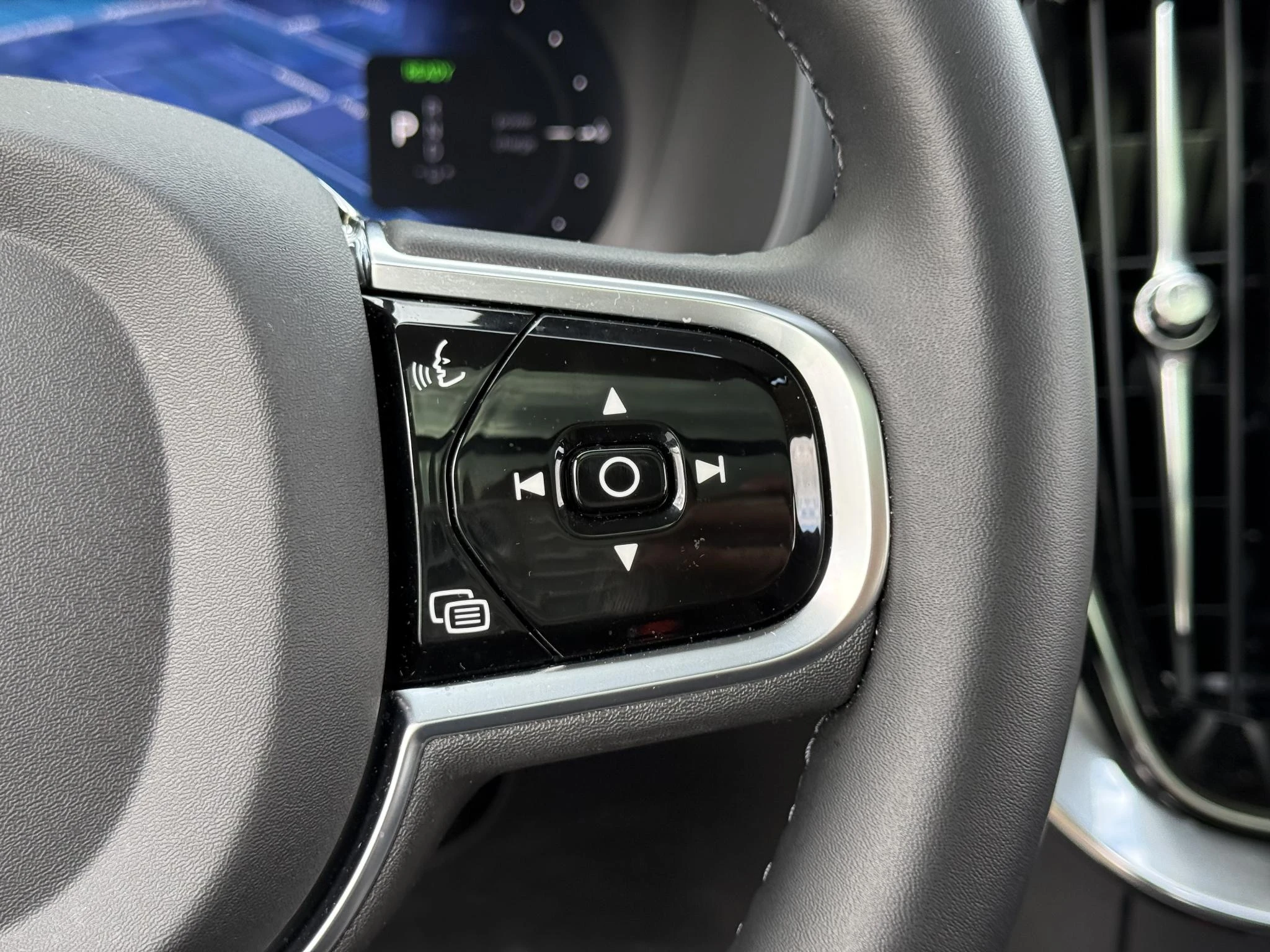 Volvo-XC90-image-29