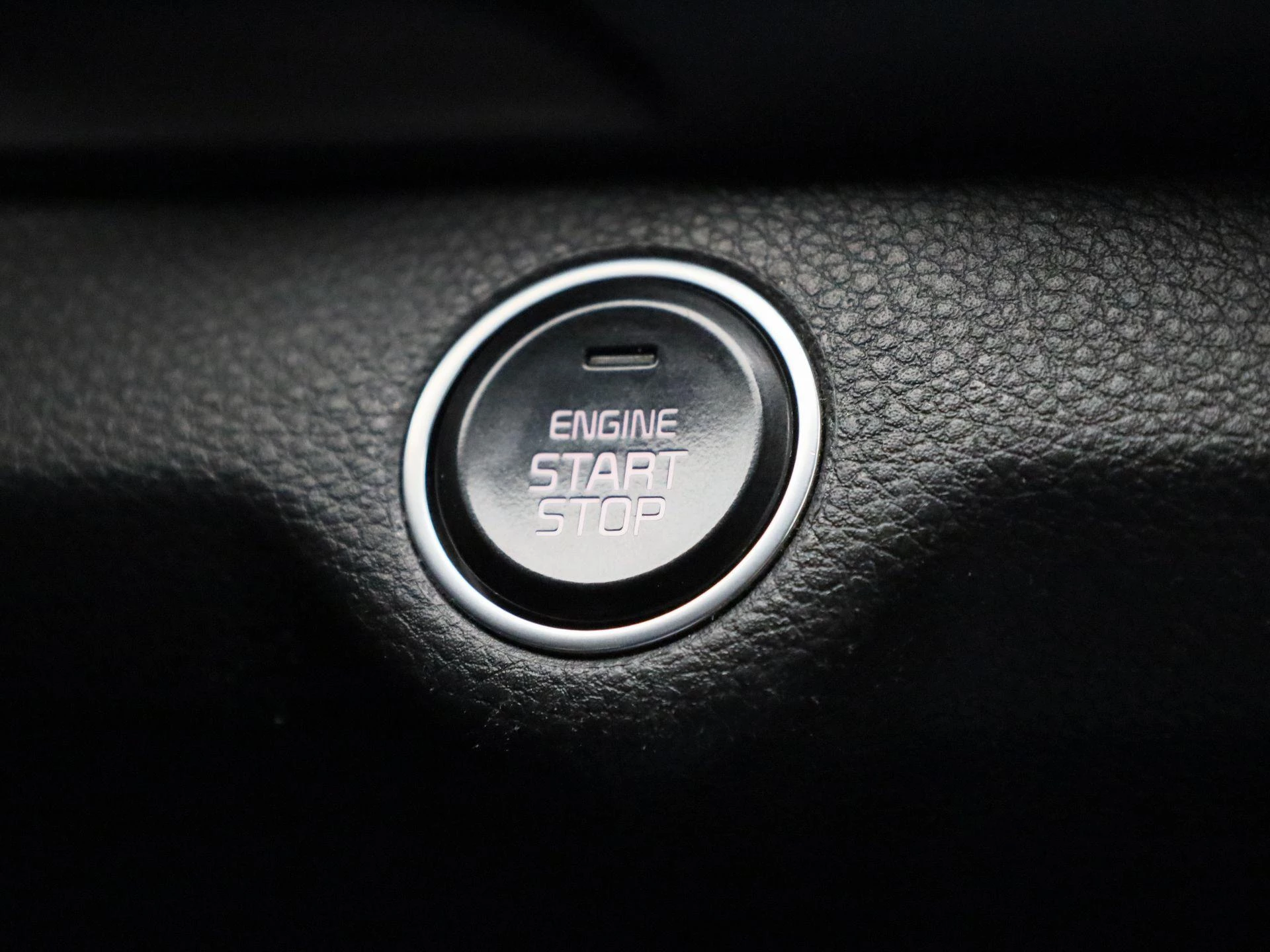 Kia-Stonic-image-21