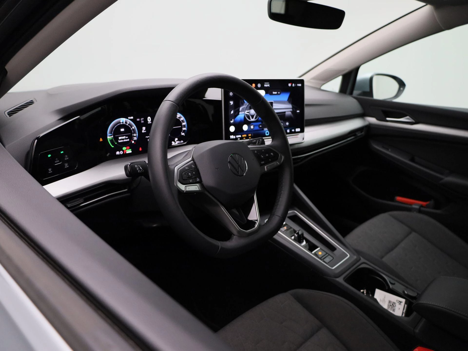 Volkswagen-Golf-image-30