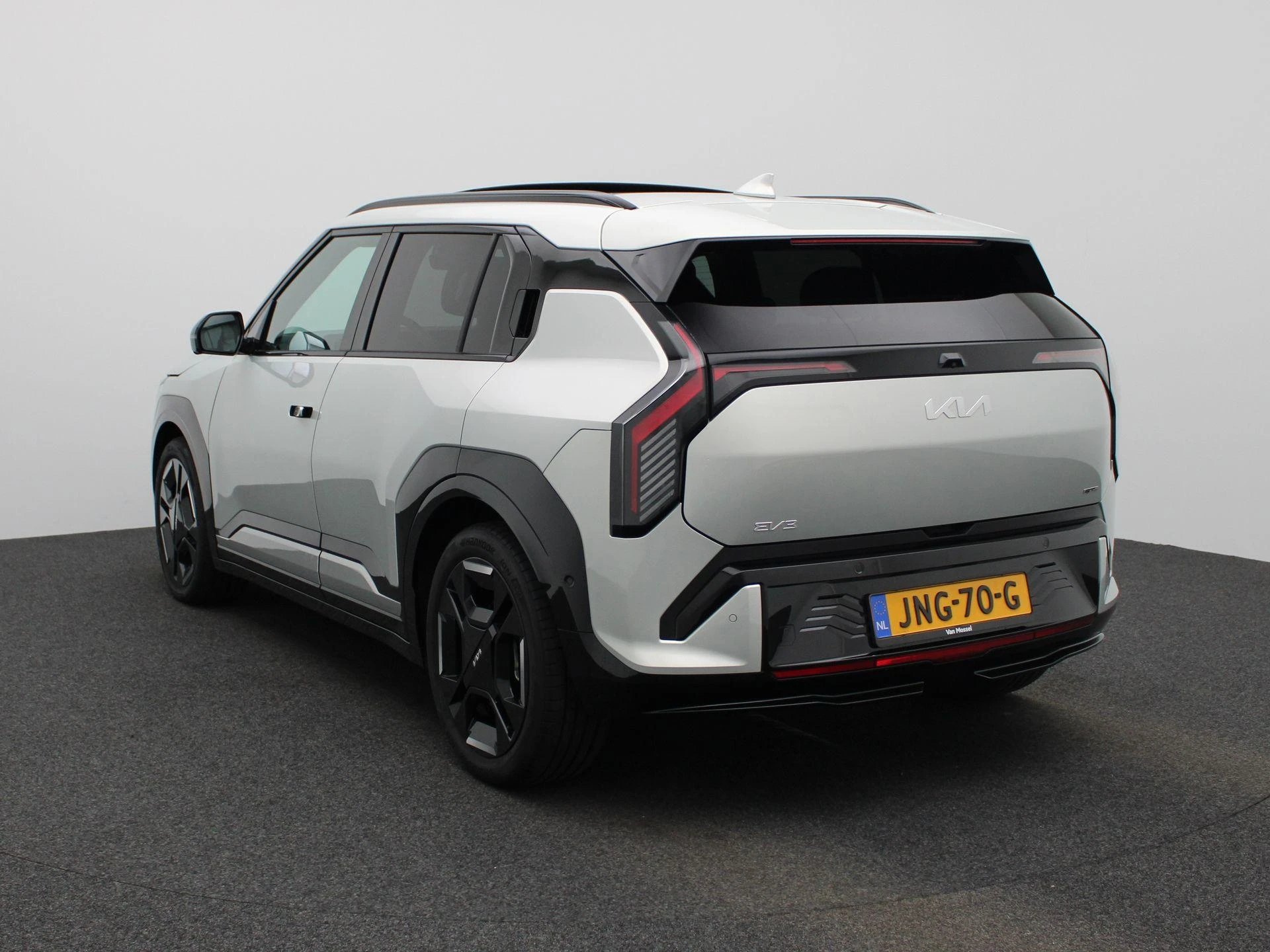 Kia-EV3-image-1