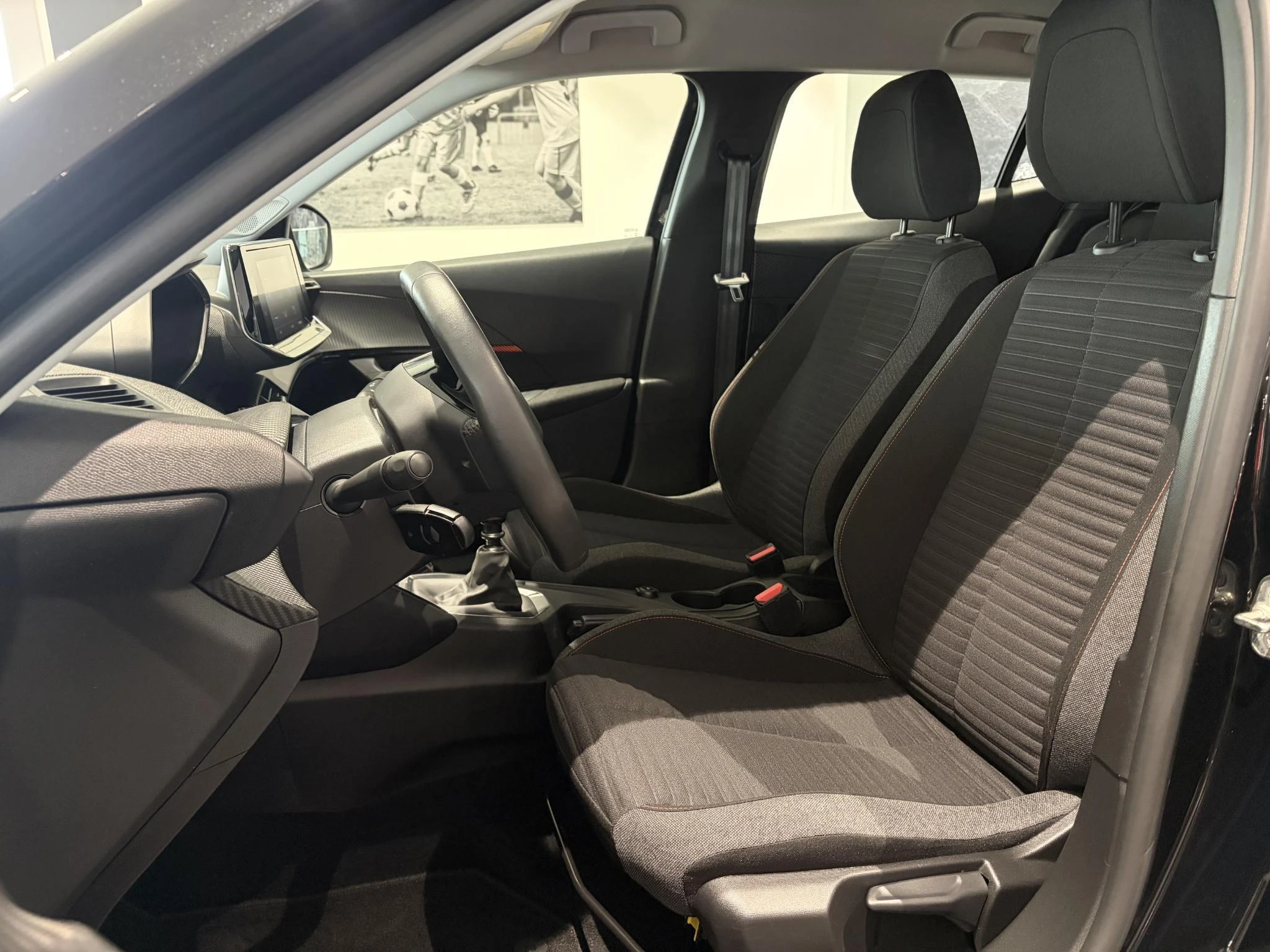 Peugeot-2008-image-6