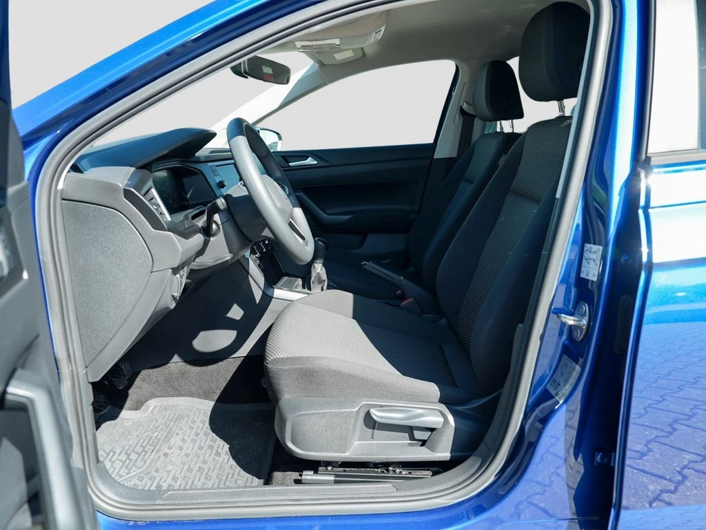 Volkswagen-Polo-image-6