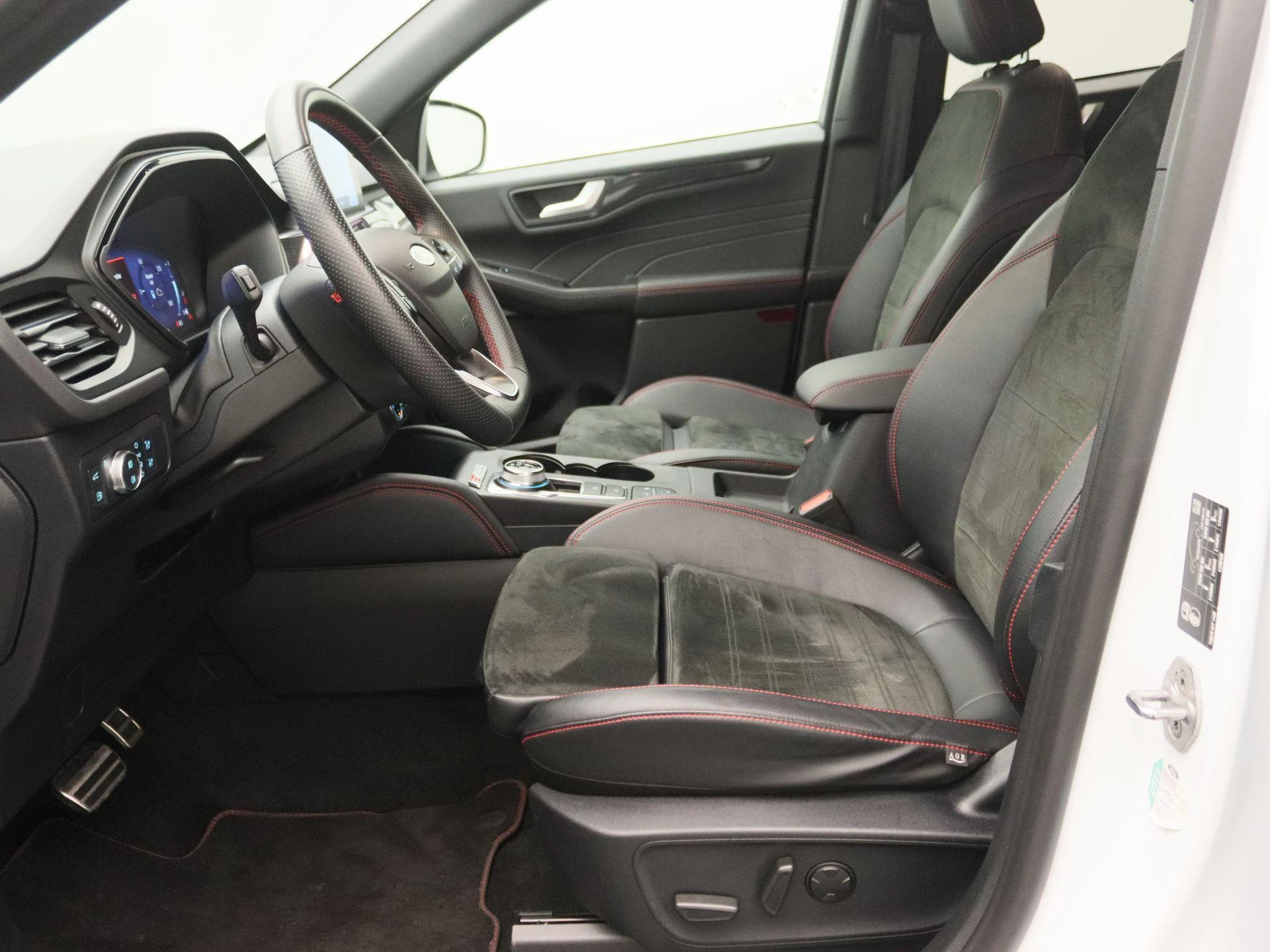 Ford-Kuga-image-13
