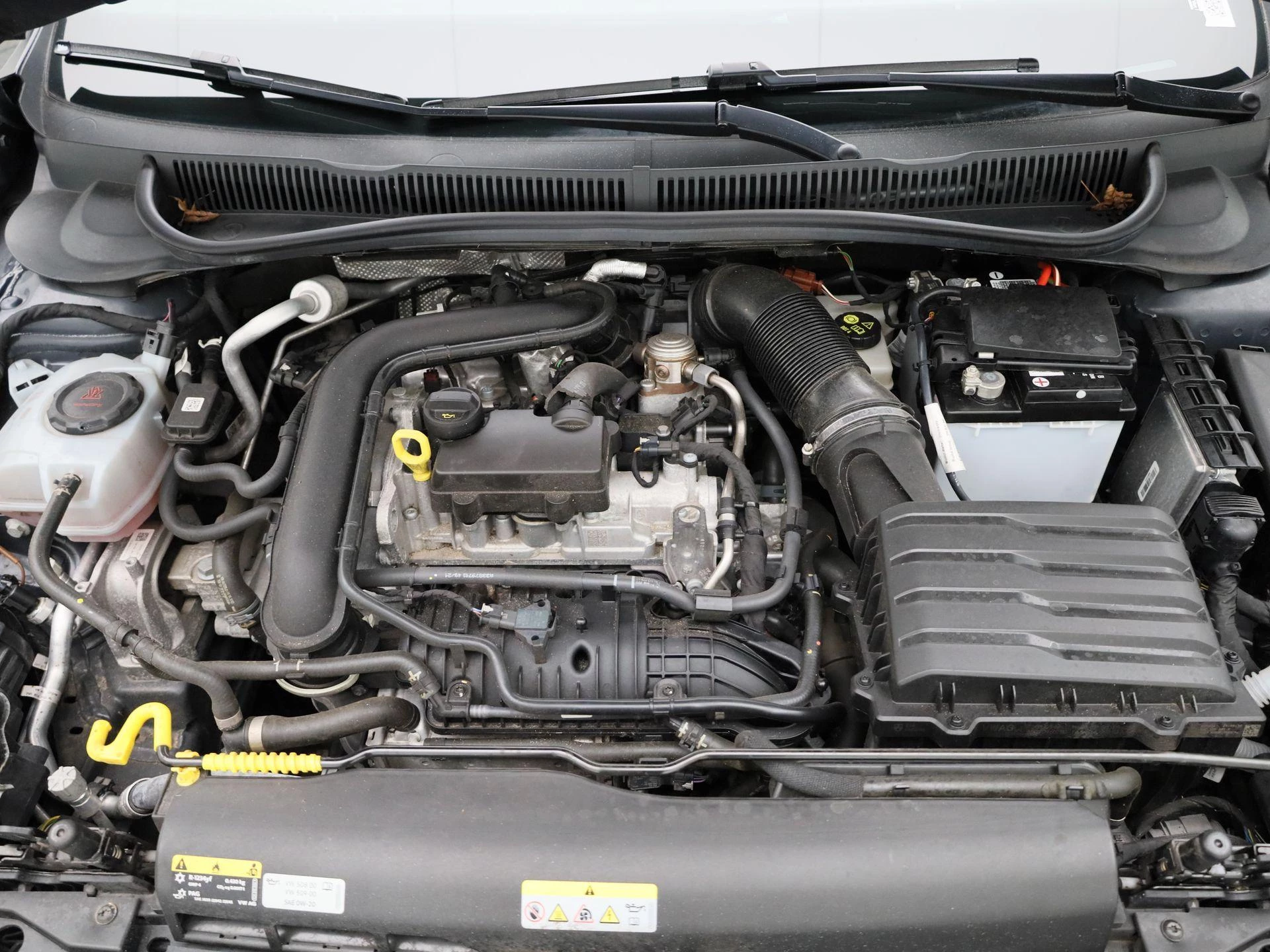 Volkswagen-Polo-image-30