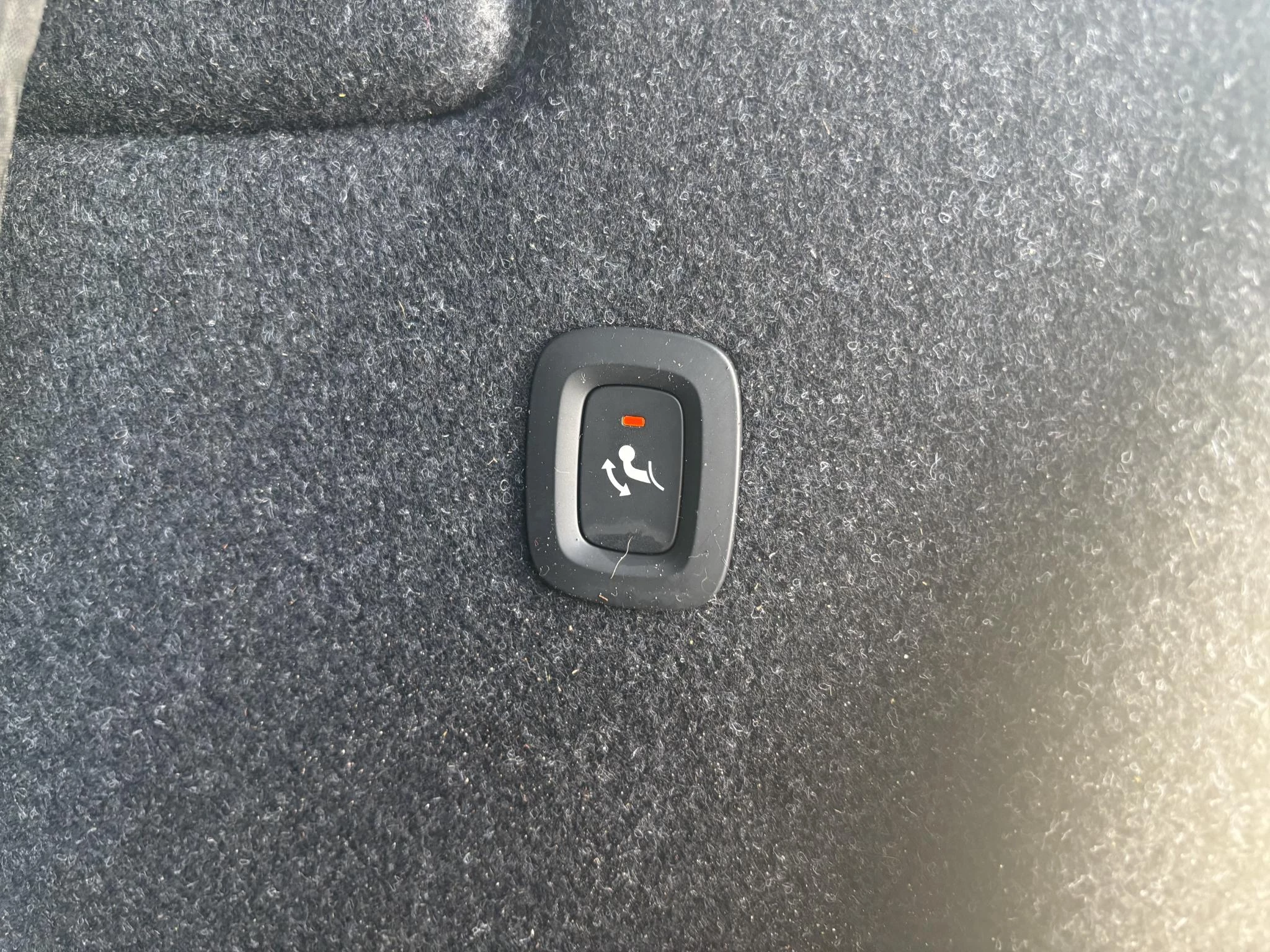 Volvo XC40 B4 Plus Dark Trekhaak Automaat
