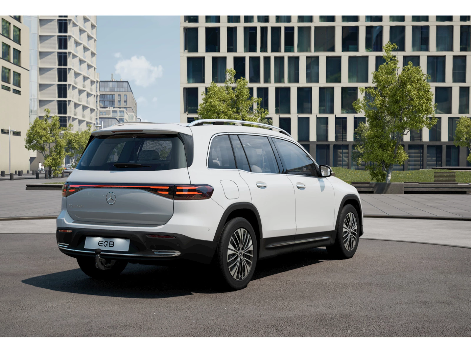 Mercedes-Benz-EQB-image-2