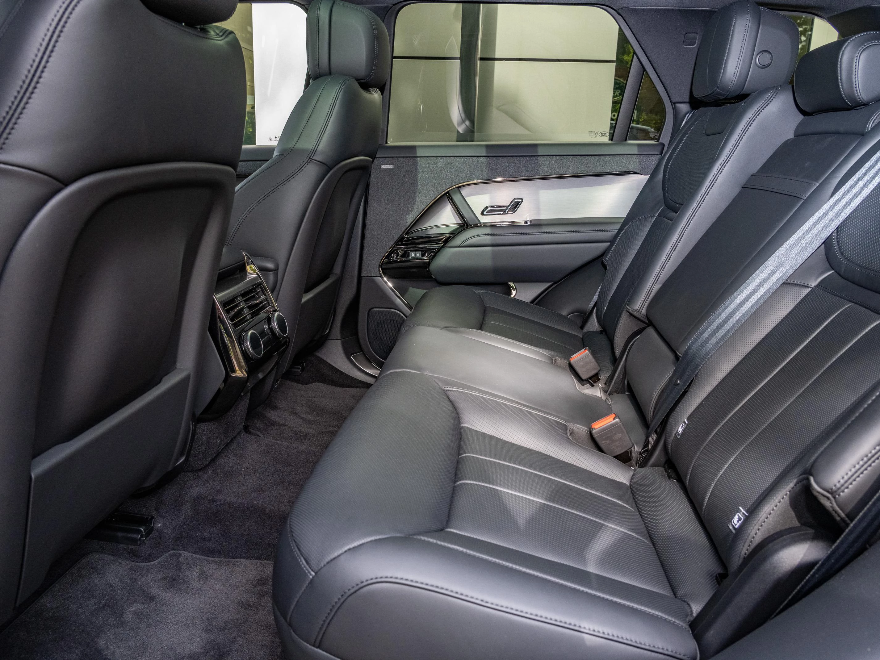 Land Rover Range Rover Sport P460e Dynamic Edition