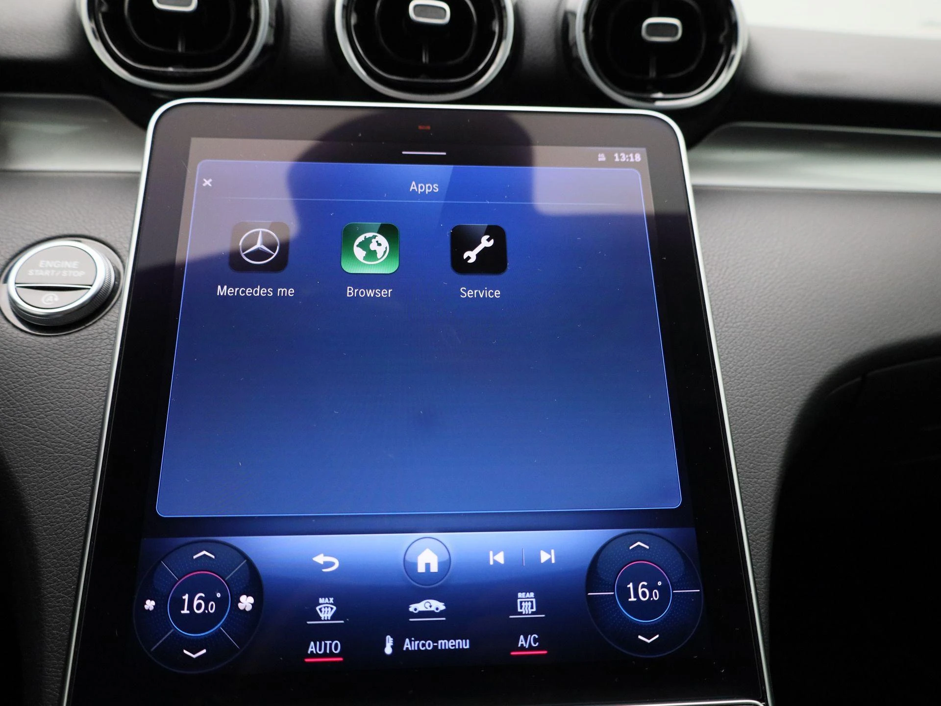 Mercedes-Benz-C-Klasse-image-14