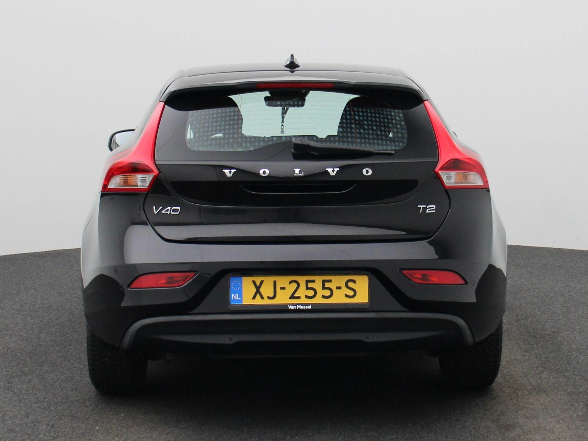 Volvo-V40-image-5