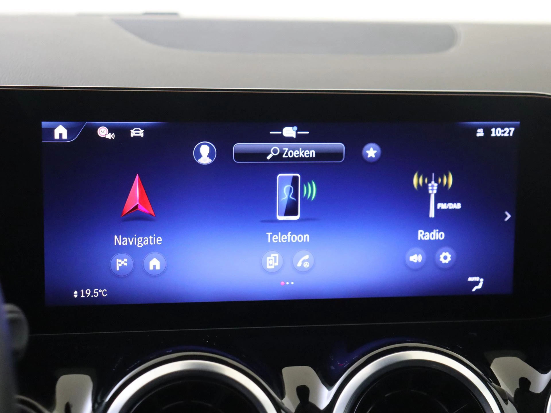 Mercedes-Benz-B-Klasse-image-15