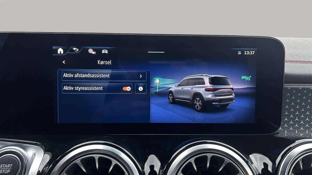 Mercedes-Benz-EQB-image-14