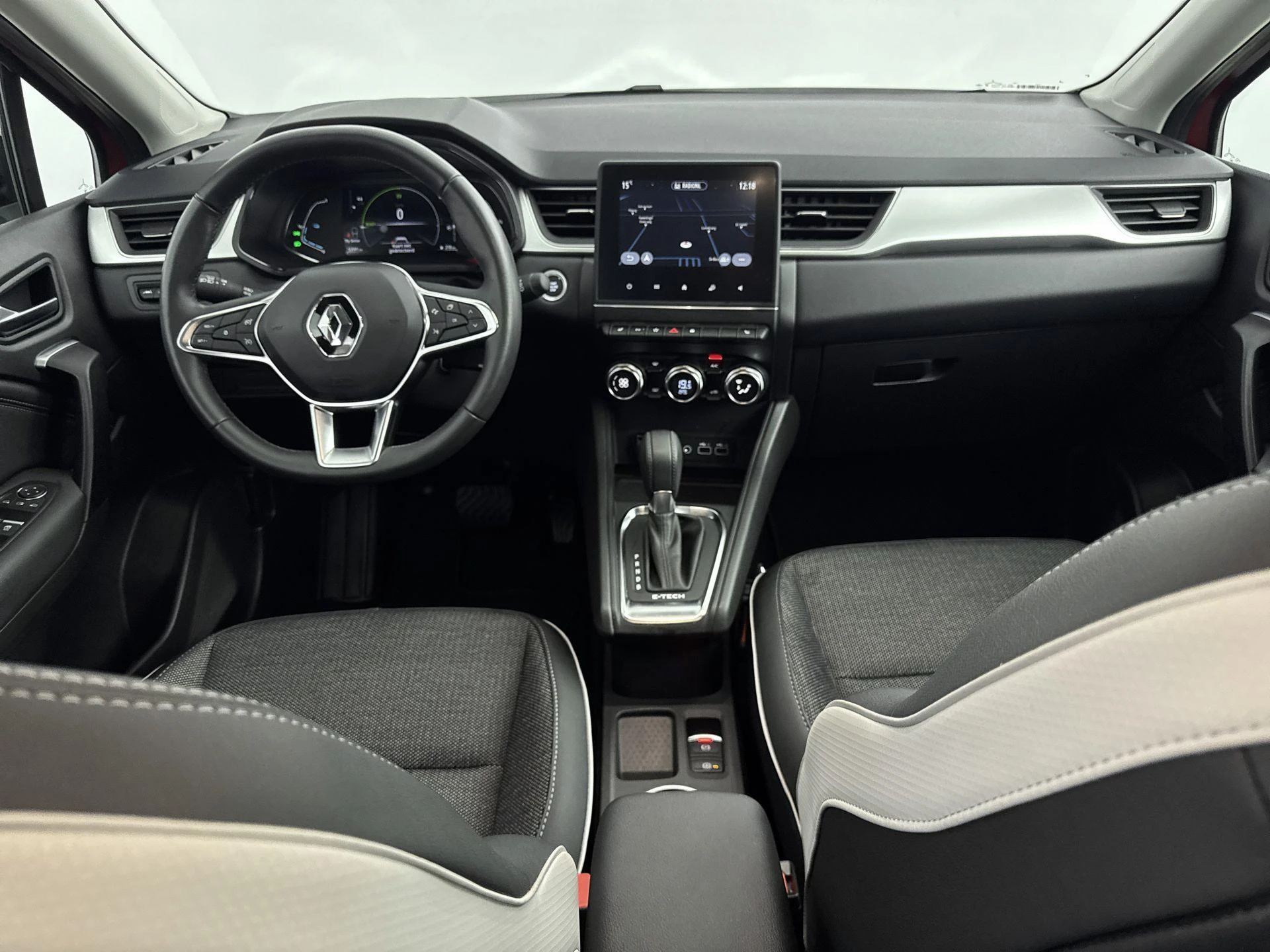 Renault-Captur-image-17