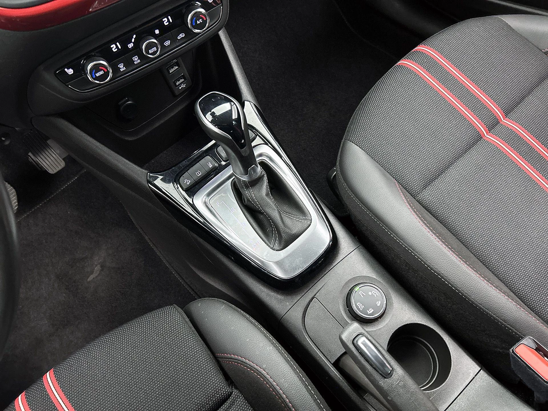 Opel-Crossland-image-25