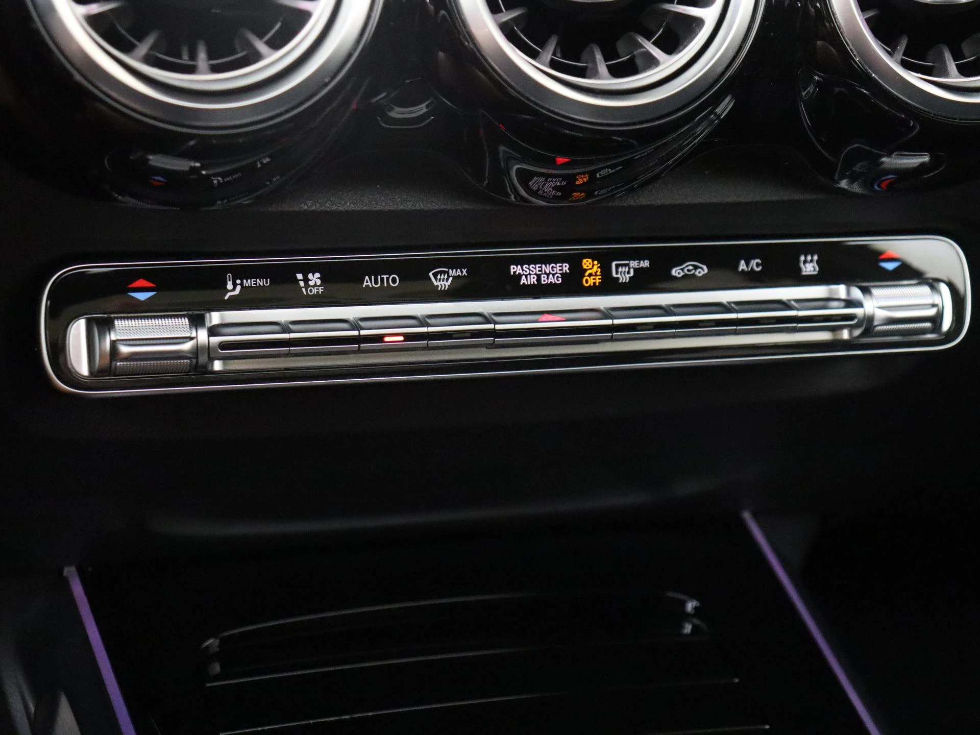 Mercedes-Benz EQB 250+ Business Solution AMG 71 kWh